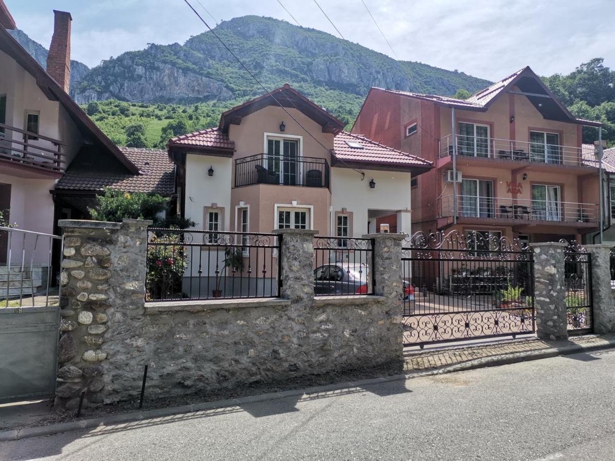 Vila Ana Бэиле-Еркулане Экстерьер фото