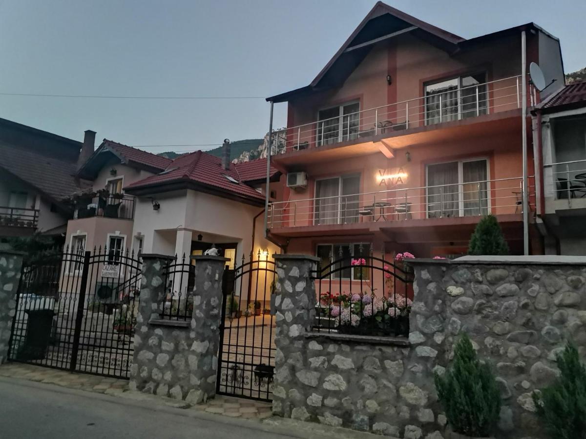 Vila Ana Бэиле-Еркулане Экстерьер фото